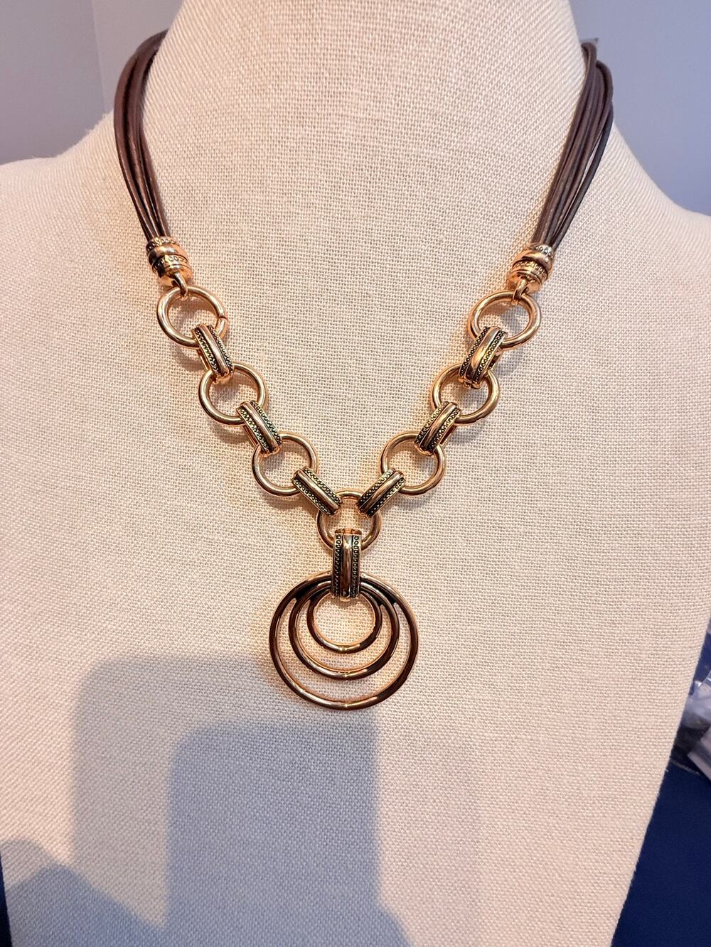 Gold Tone Multi Ring Pendant Cord Statement Necklace 20”